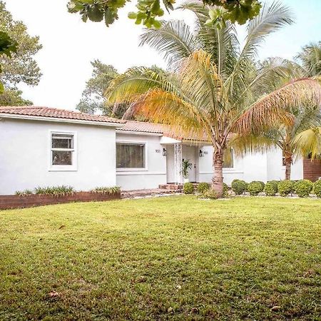 House With Pool, 10 Mins Drive To The Beach! Βίλα Miami Shores Εξωτερικό φωτογραφία