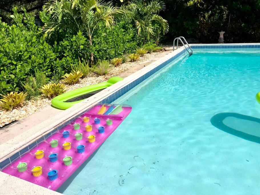 House With Pool, 10 Mins Drive To The Beach! Βίλα Miami Shores Εξωτερικό φωτογραφία