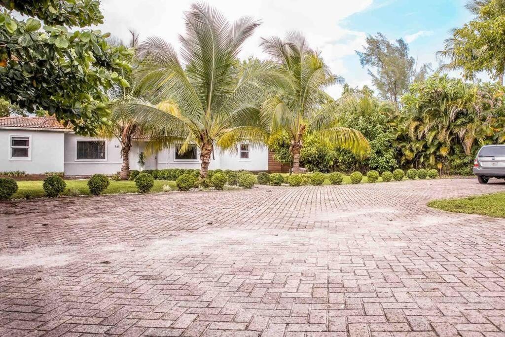 House With Pool, 10 Mins Drive To The Beach! Βίλα Miami Shores Εξωτερικό φωτογραφία