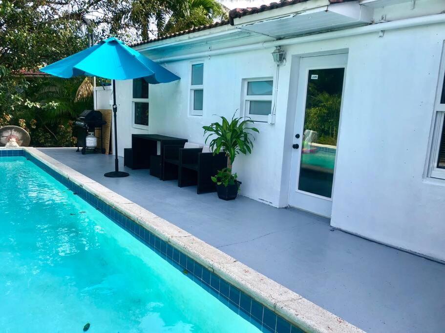 House With Pool, 10 Mins Drive To The Beach! Βίλα Miami Shores Εξωτερικό φωτογραφία