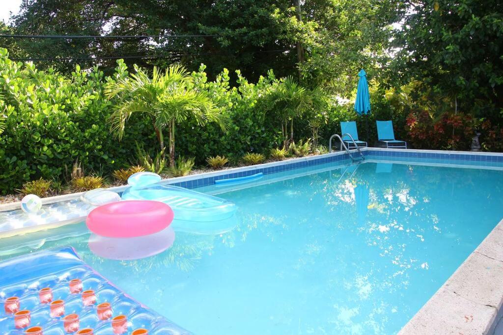 House With Pool, 10 Mins Drive To The Beach! Βίλα Miami Shores Εξωτερικό φωτογραφία