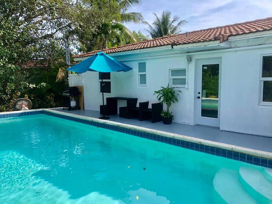 House With Pool, 10 Mins Drive To The Beach! Βίλα Miami Shores Εξωτερικό φωτογραφία